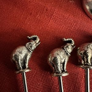 Cocktail hors d’oeuvres Elephant pick set silver plated made in Spain